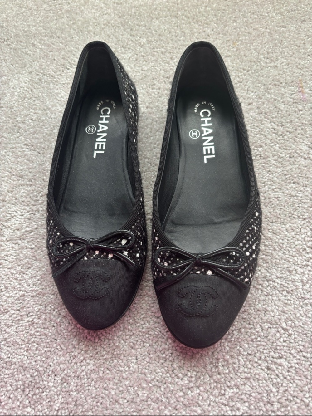 CHANEL Black Tweed Ballet Flats with Subtle White Flecks